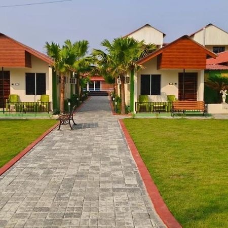 New Mouchak Hotel & Resorts Tajpur Zewnętrze zdjęcie